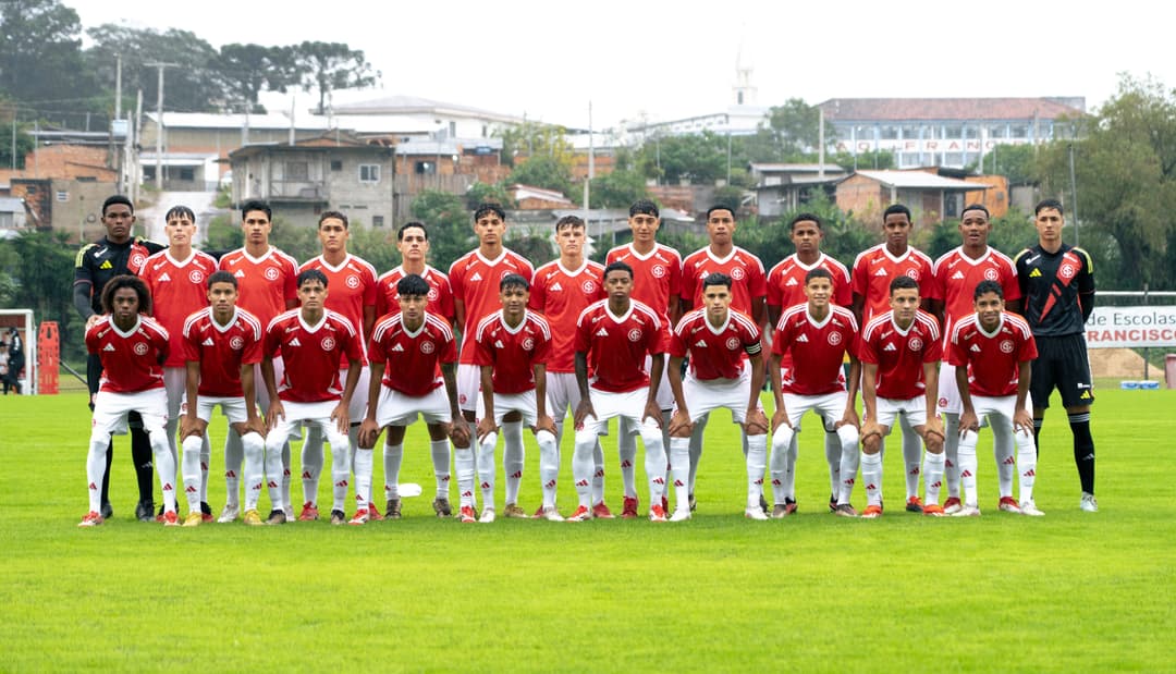 Sub-17 vence o Gramadense e abre vantagem nas quartas do Gauchão