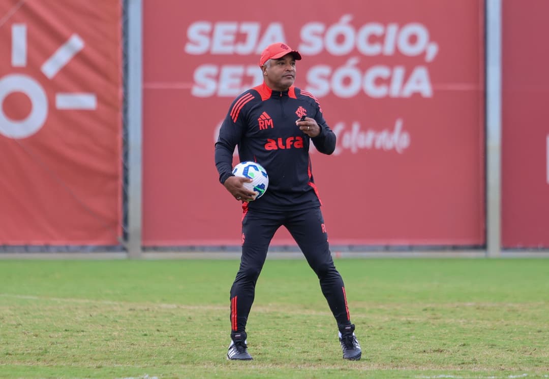Em Recife, Colorado enfrenta o Sport 