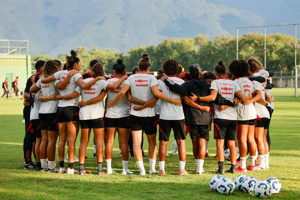 Gurias Coloradas finalizam preparação para encarar o Fluminense no Rio 